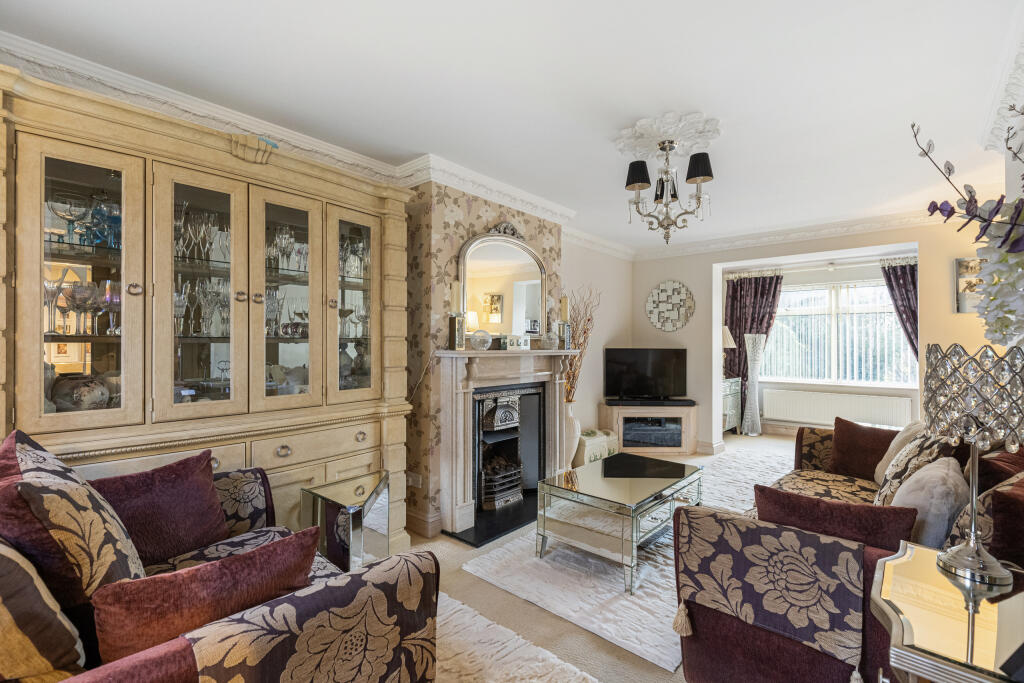 House in Three Rivers, Abbots Langley - View 2