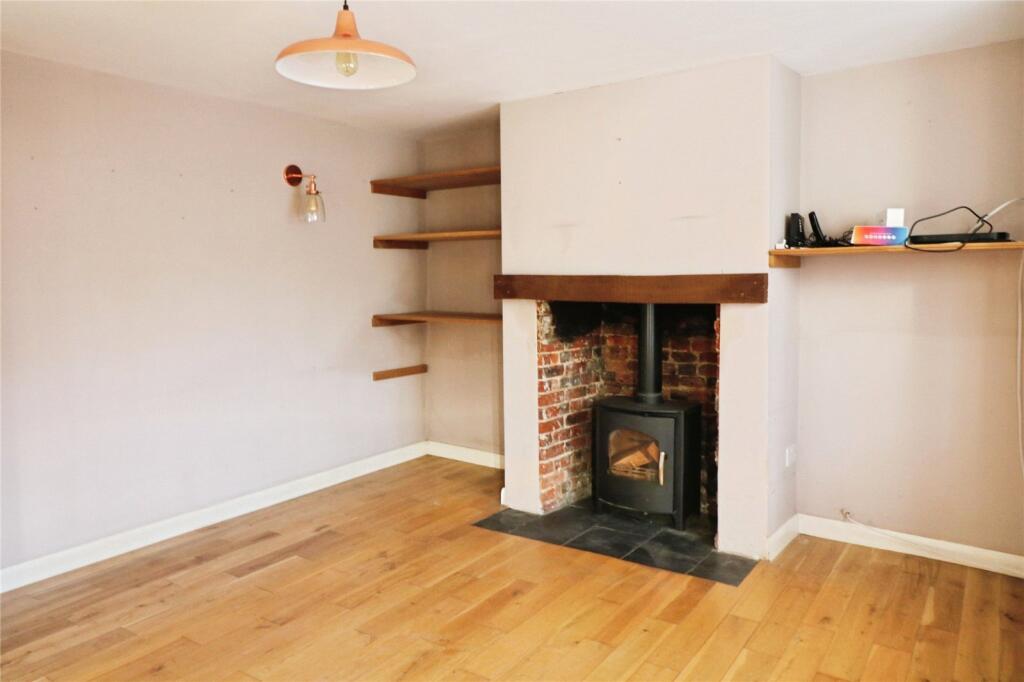 Dereham Road, Hingham, Norwich, Norfolk, NR9 photo 2