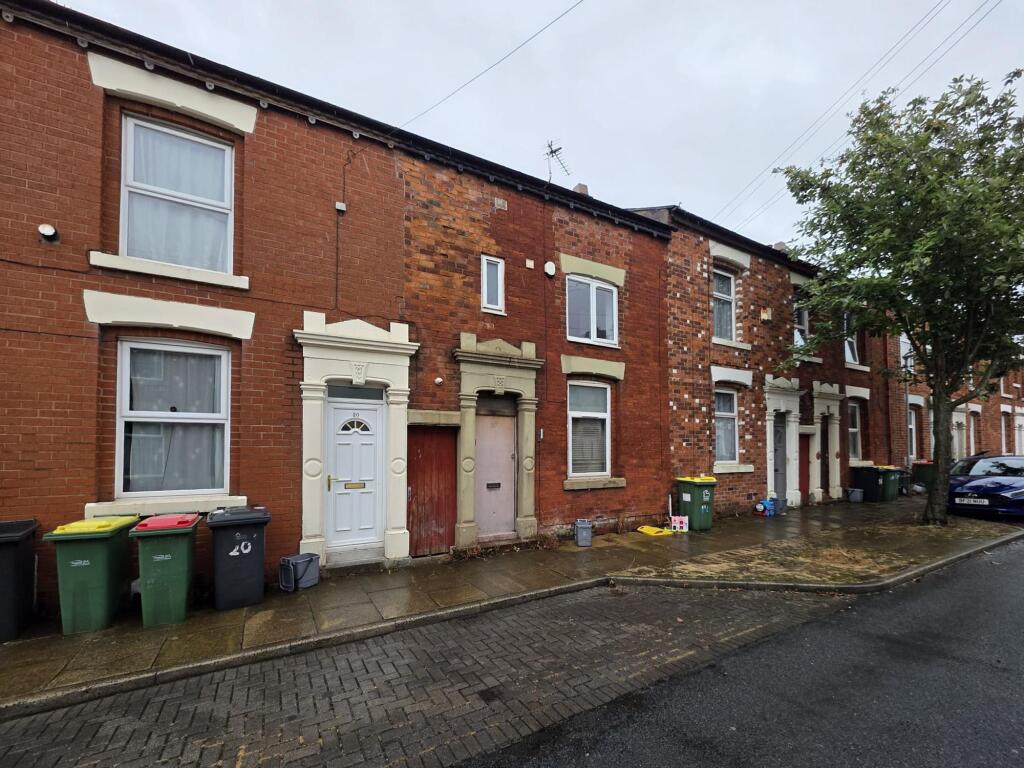 4-bed terraced on Dallas Street, Preston, Lancashire, £90,000
