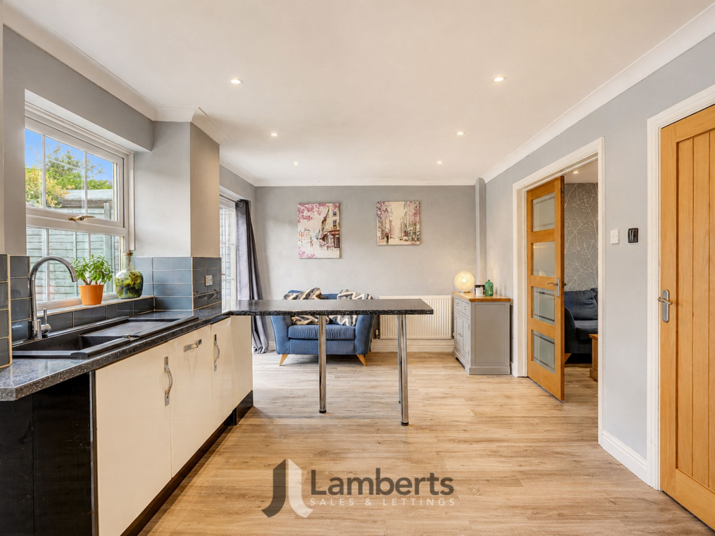 House in Redditch, Worcestershire - View 4