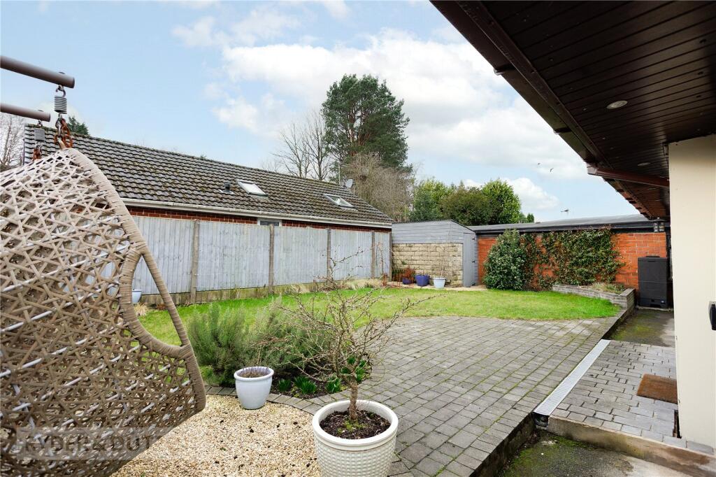 Den Lane, Springhead, Saddleworth, OL4 photo 3
