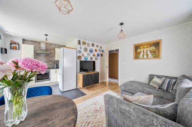 Apartment in Reading, Dee Park - View 4