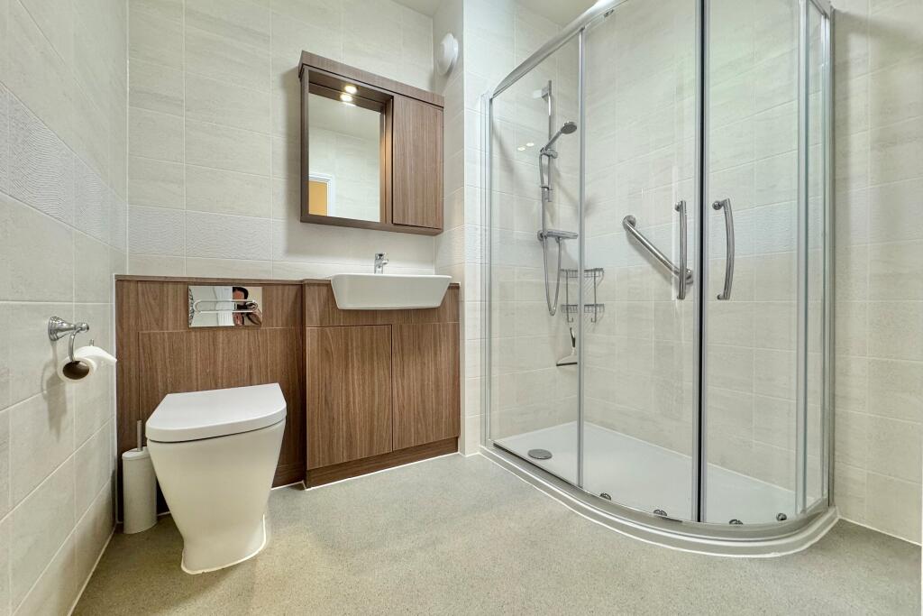 Apartment in Park Gate, Southampton, Locks Heath - View 5