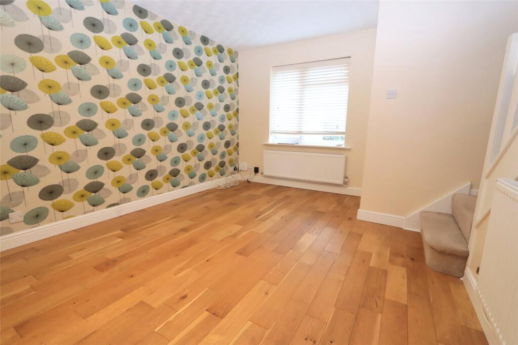 House in Milton Keynes, Walnut Tree, Walton - View 2