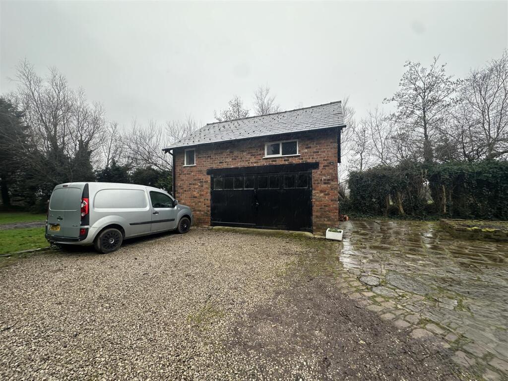 Shore Road, Hesketh Bank photo 3