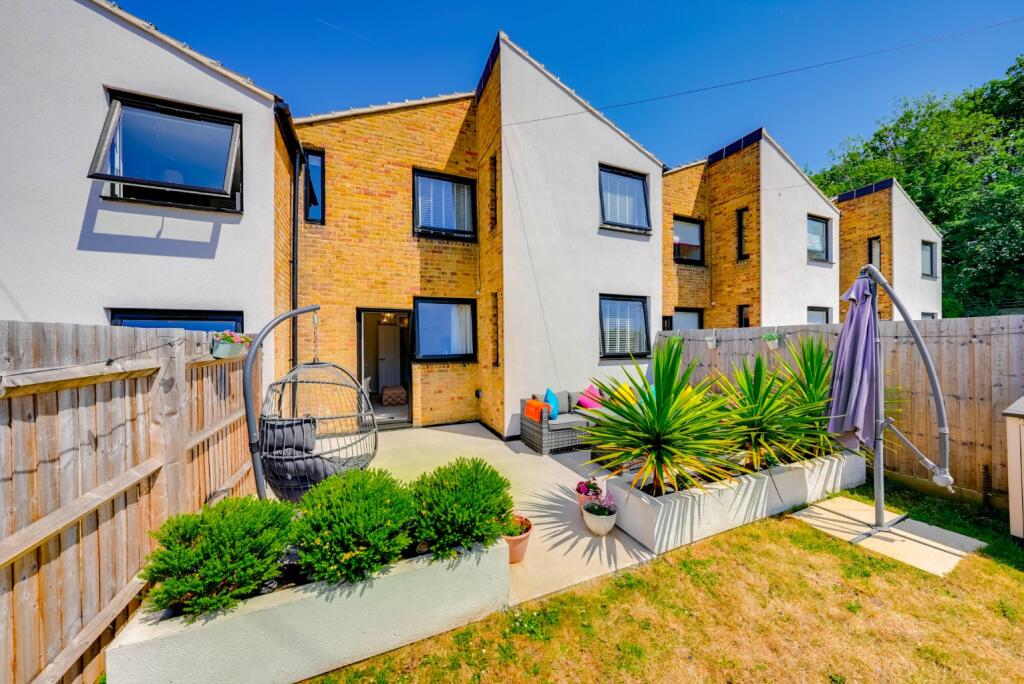 Main image of property: Princess Mary Avenue, Chatham, Kent, ME4 4XA