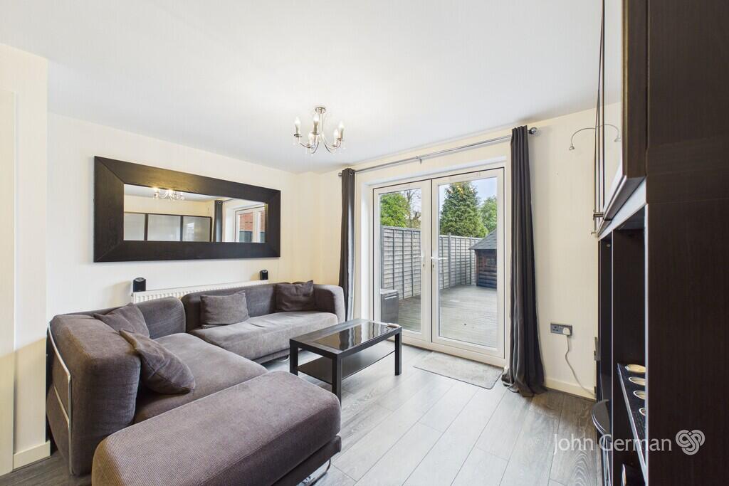 House in Stoke-on-Trent - View 4