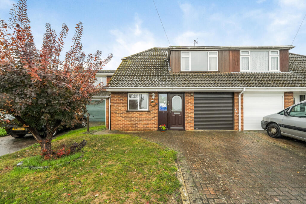 Main image of property: Grahame Avenue, Pangbourne, Reading, Berkshire, RG8