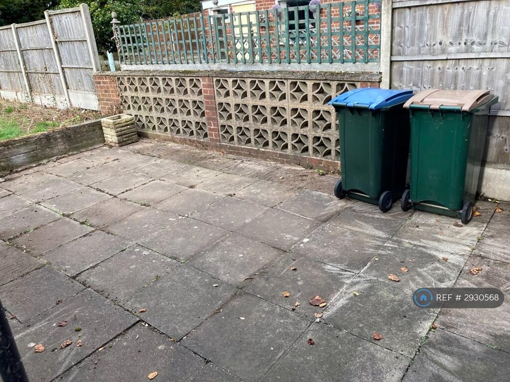 4 bedroom terraced house for rent