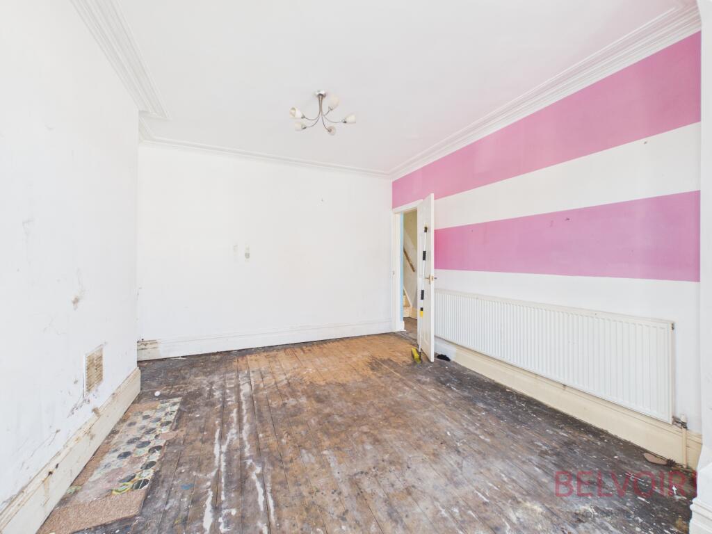 Broomhill Road, Nottingham, NG6 photo 3