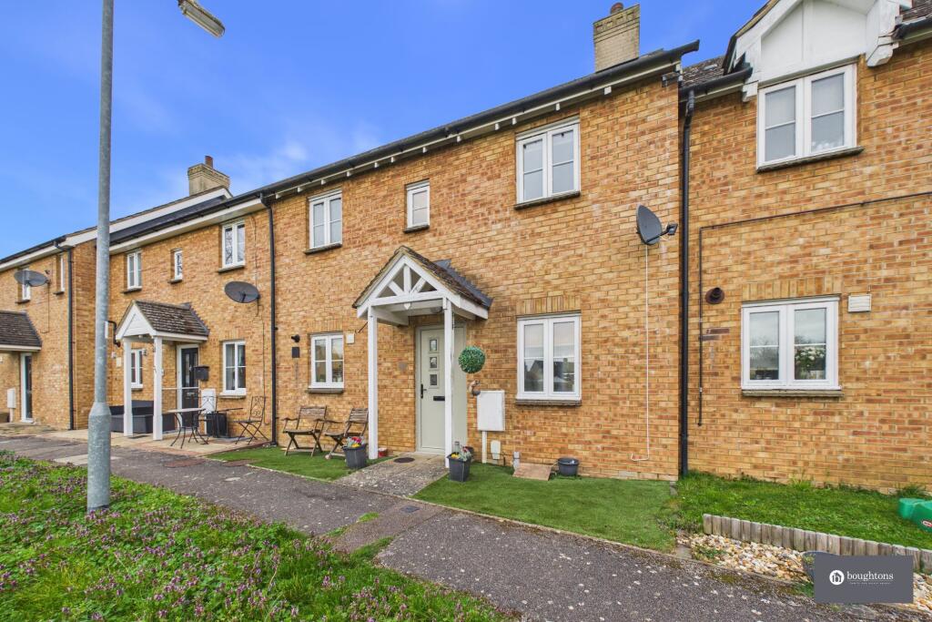 2-bed terraced on Myers Way, Charlton, OX17, £218,000
