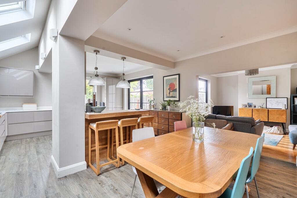 House in Kingston upon Thames - View 4