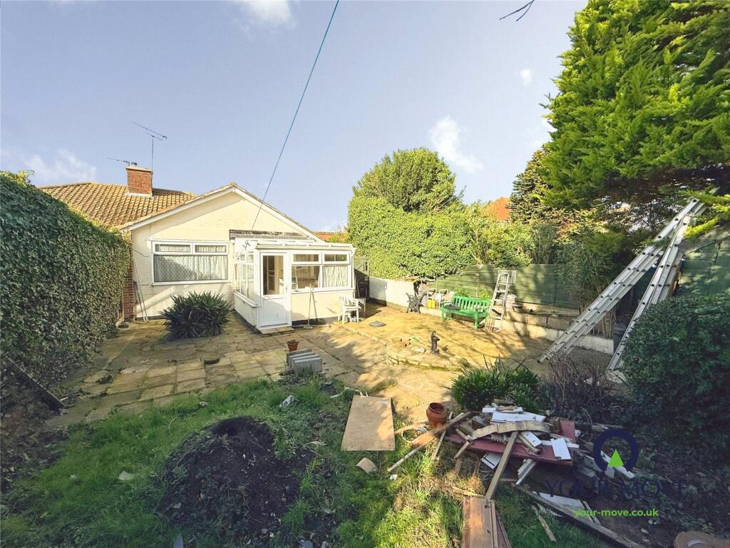 House in Ramsgate, Northwood - More