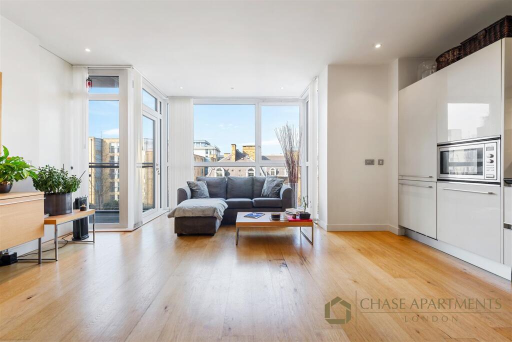 Main image of property: Hepworth Court , Gatliff Road, Grosvenor Waterside