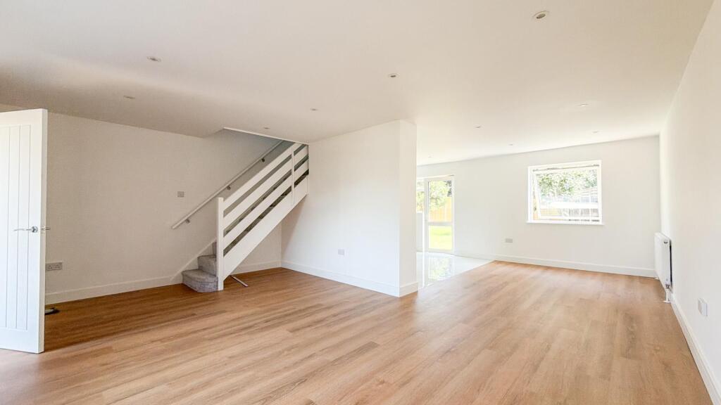 Main image of property: Chichester Way, Yate, BS37 5TB