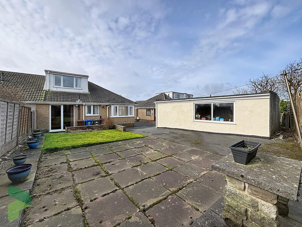 Ambleside Drive, Darwen photo 2