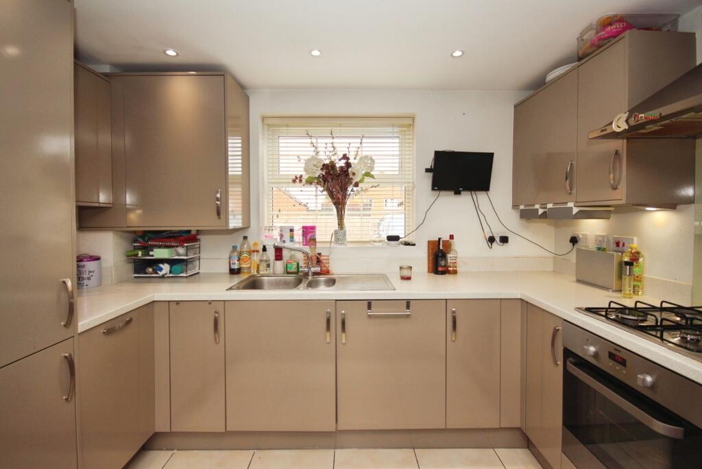 Vickers Way, Warwick, Warwickshire, CV34 photo 3