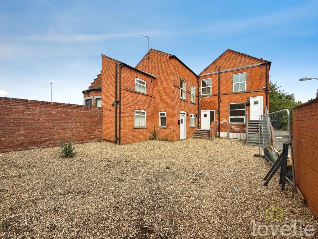 Apartment in West Lindsey, Gainsborough - View 4