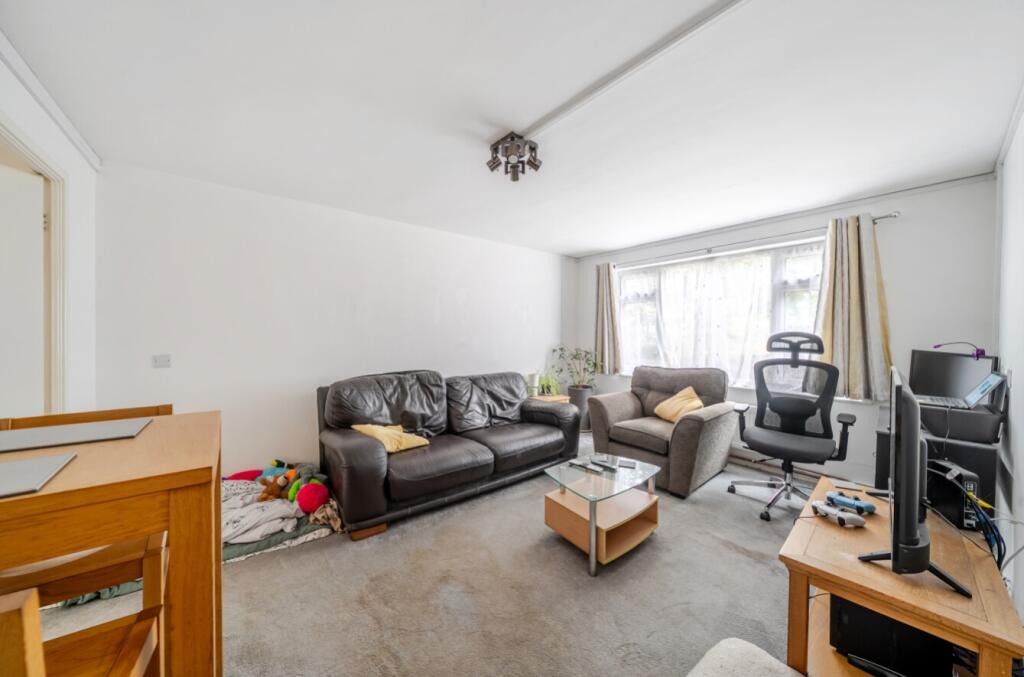 Apartment in Lincoln, Lincolnshire - View 5