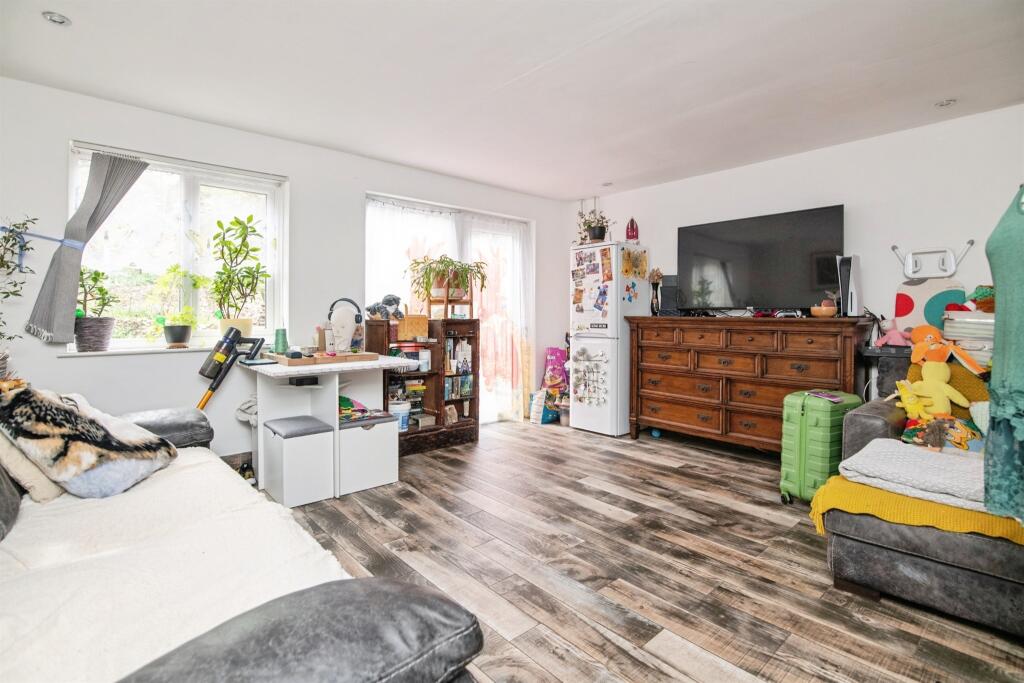 Additional image 6 of Wyndmill Crescent, West Bromwich