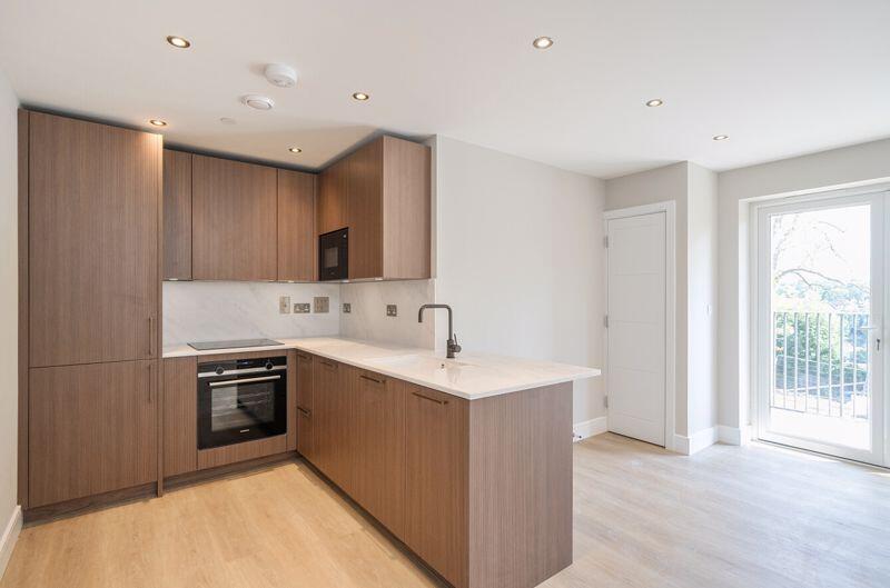 Apartment in London - View 4