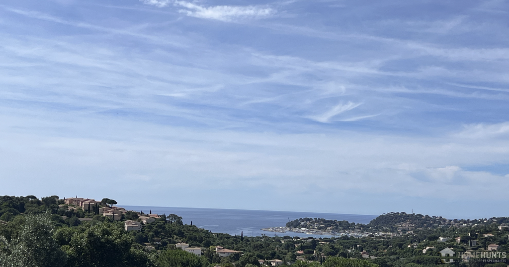 Main image of property: Provence-Alps-Cote d`Azur, Var, Cavalaire-sur-Mer