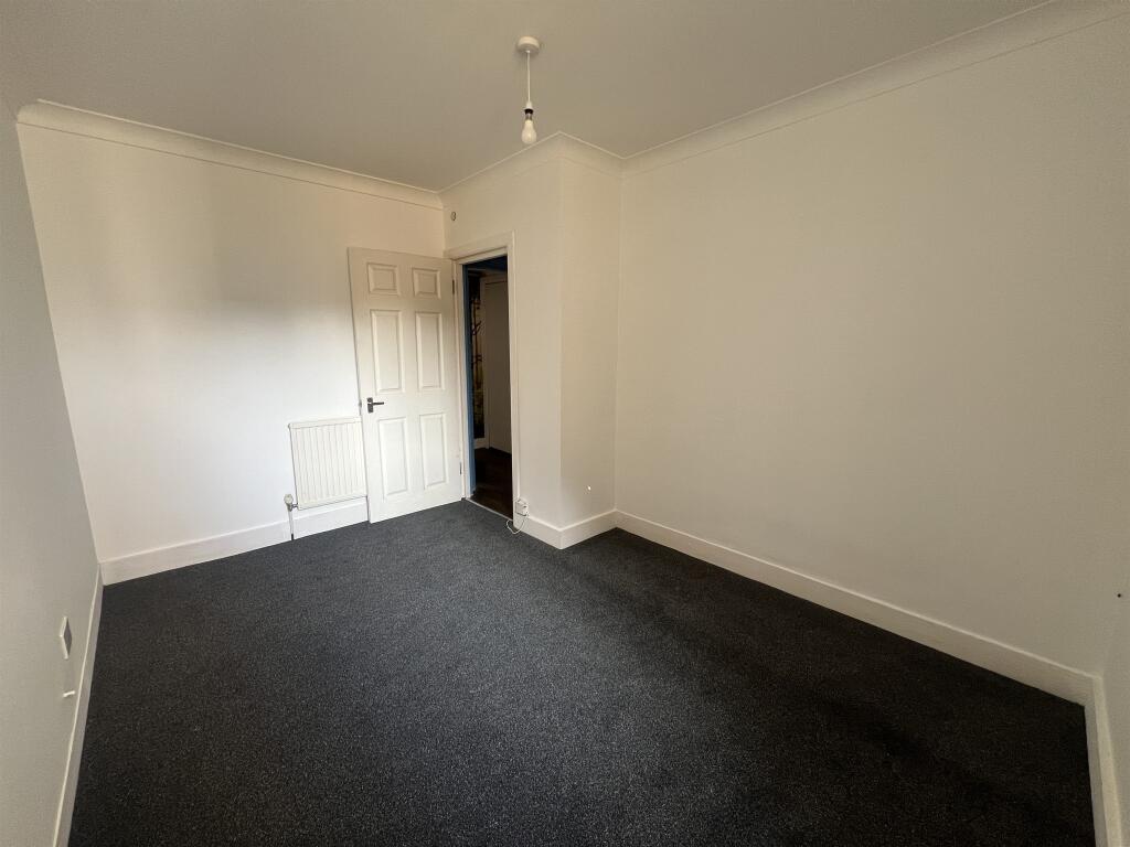 Apartment in Brighton - View 4