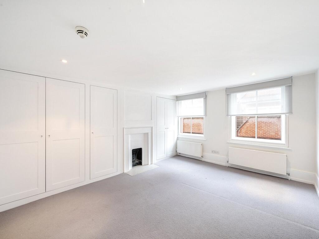 Apartment in London - View 3