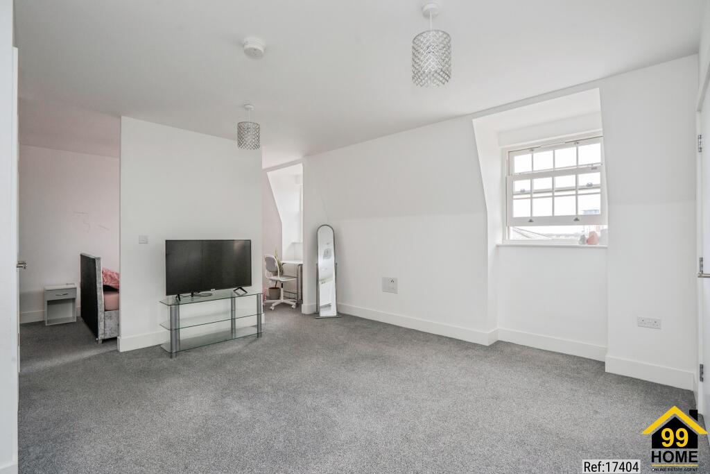 Apartment in Portsmouth - More