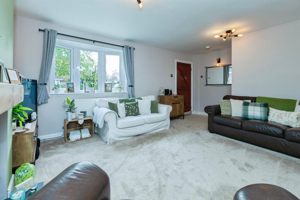 Field Close, Littlethorpe, Leicester photo 4