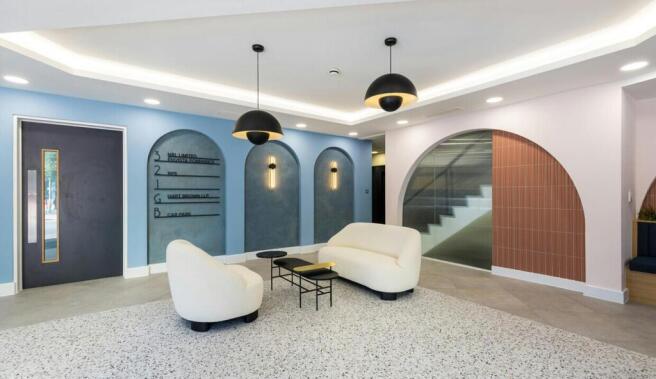Goldvale House  Woking  Office 3.jpg