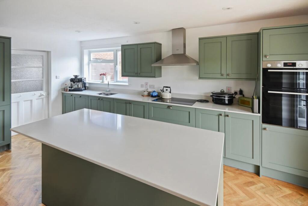 House in Hemel Hempstead - View 3