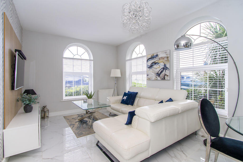 Apartment in Penarth, Vale of Glamorgan - View 2