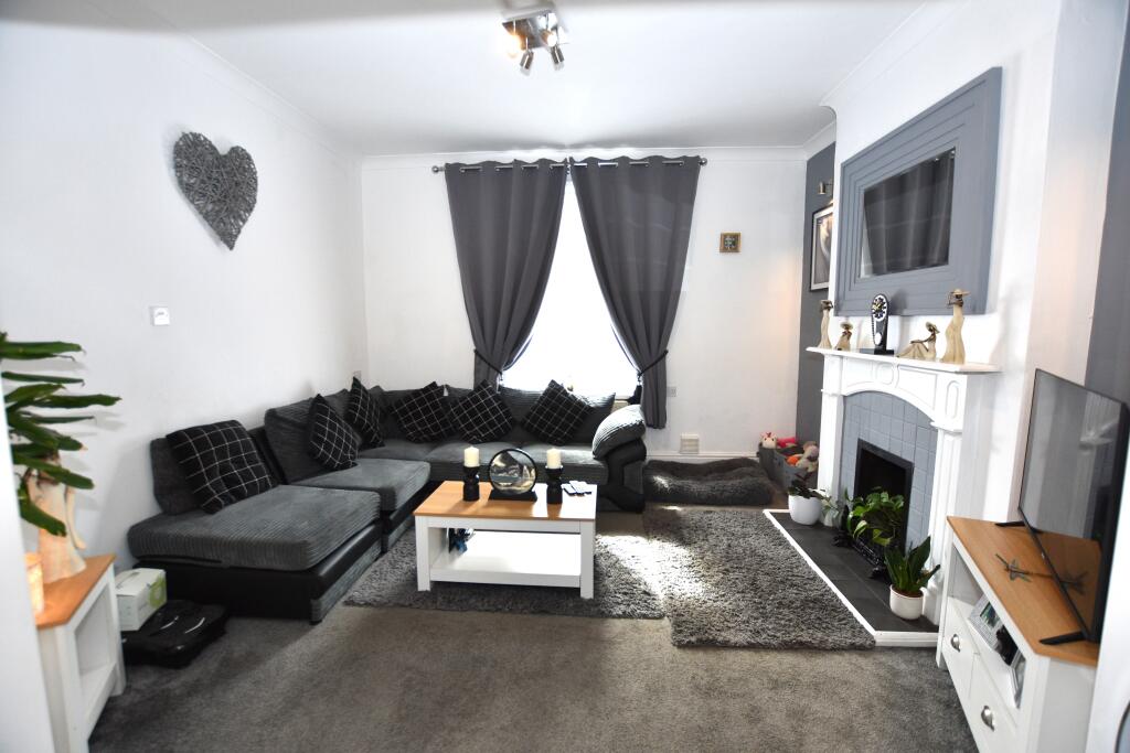 House in Truro, Carn Brea - View 2