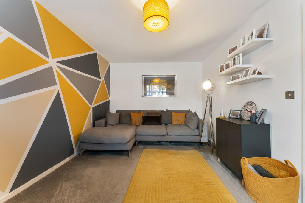 House in Stockport - View 4