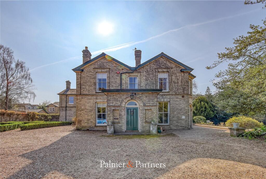 Main image of property: School Lane, Mistley, Manningtree, Essex, CO11