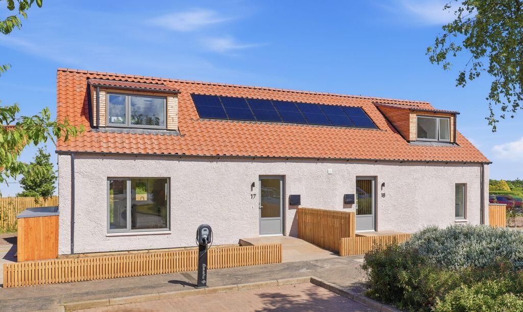 Main image of property: 17 Castlemains Place, Dirleton, North Berwick, EH39 5LS