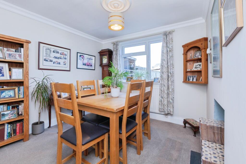 Hall Lane, Lutterworth, LE17 photo 4