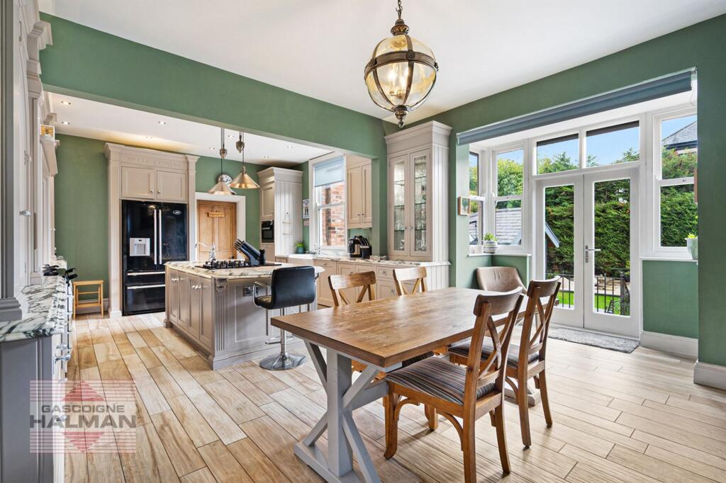 Albert Road, Wilmslow, SK9 photo 4