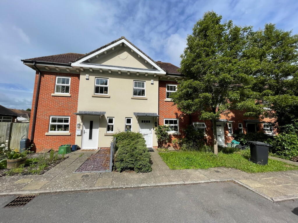 Main image of property: Jago Court, Newbury, RG14 7DX