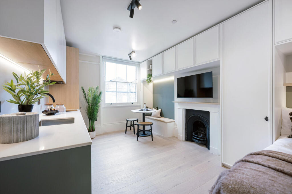 Main image of property: Kensington Gardens Sq, W2