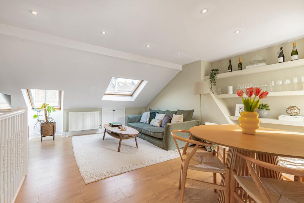 Main image of property: Garratt Lane, Earlsfield, London, SW18