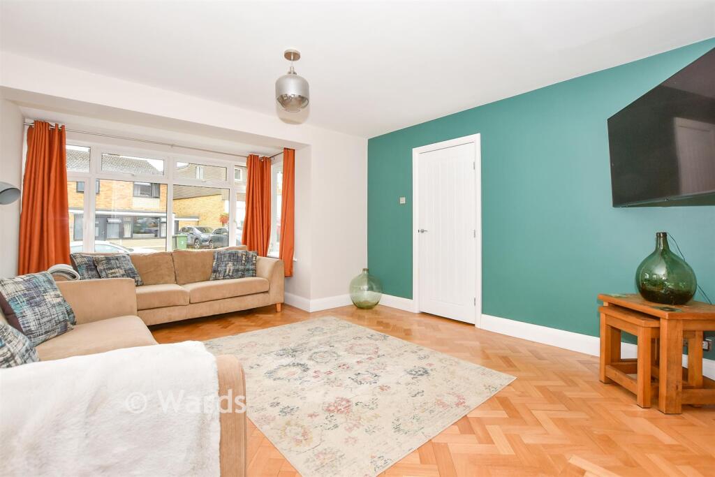House in Maidstone, Barming Heath, Barming - View 4