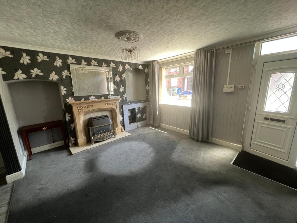 33, Recreation Street, Mansfield NG18 2HP photo 2