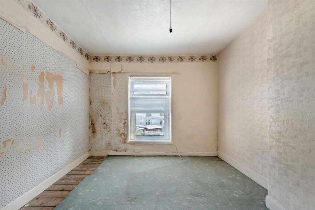 House in Swansea - More