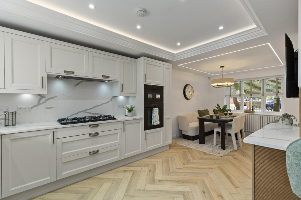 House in Sheffield, Osgathorpe, Pitsmoor - View 3