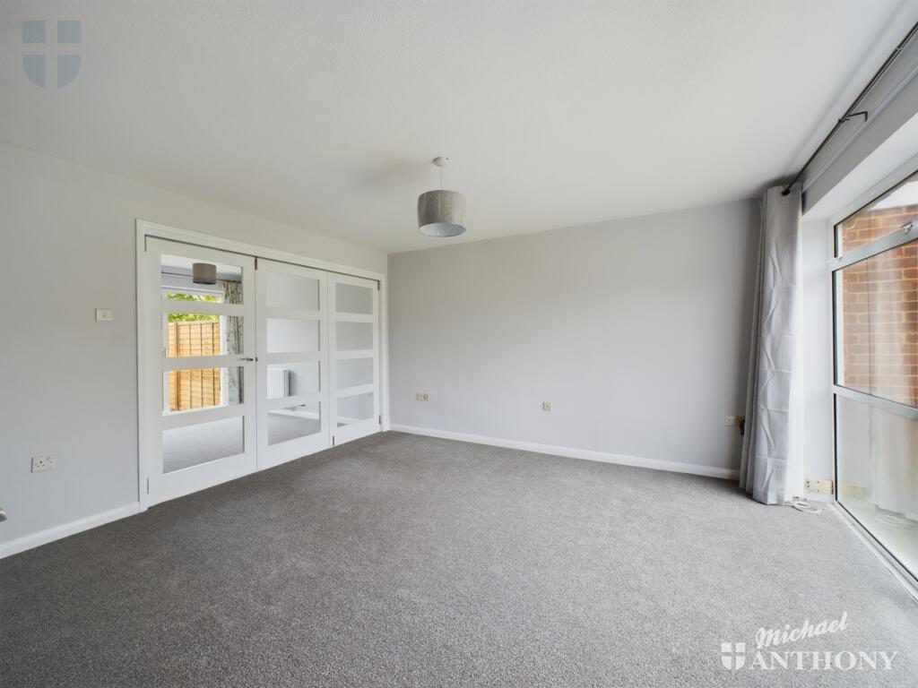 House in Aylesbury, Walton - More