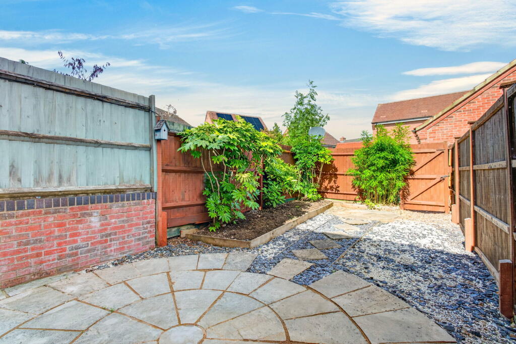 House in Northampton - View 2