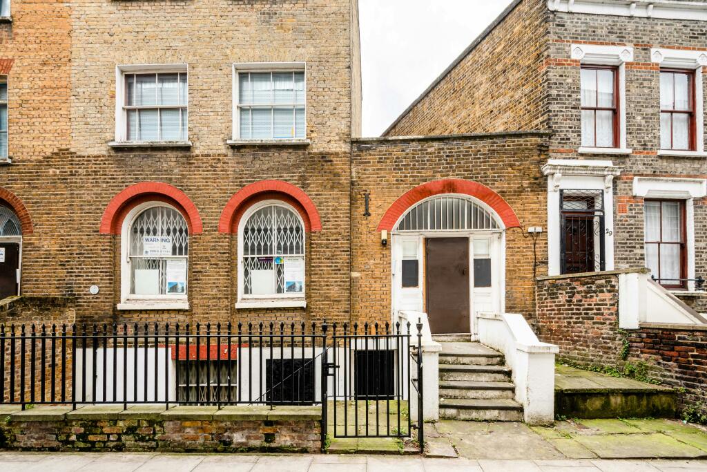 Hackney Grove Low Res 25.jpg
