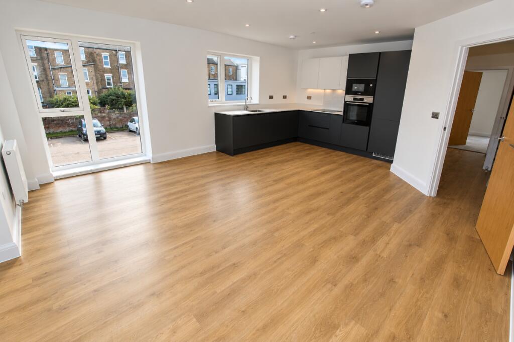 Apartment in Canterbury - View 3